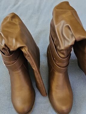 NEW Journee Women's Brown Knee Boots  9.5 Wide Calf